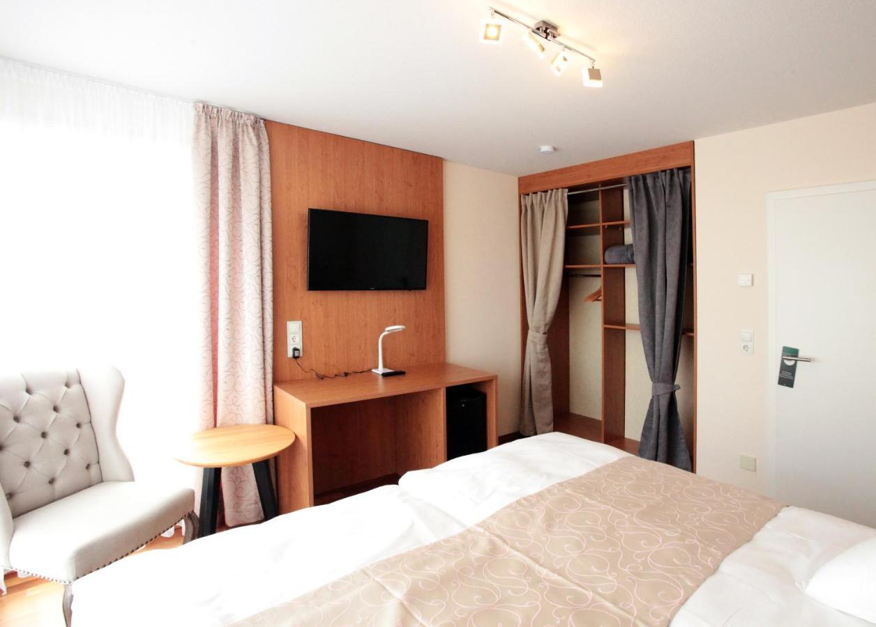 Lamex-Inn Hotel & Restaurant Келькгайм Екстер'єр фото